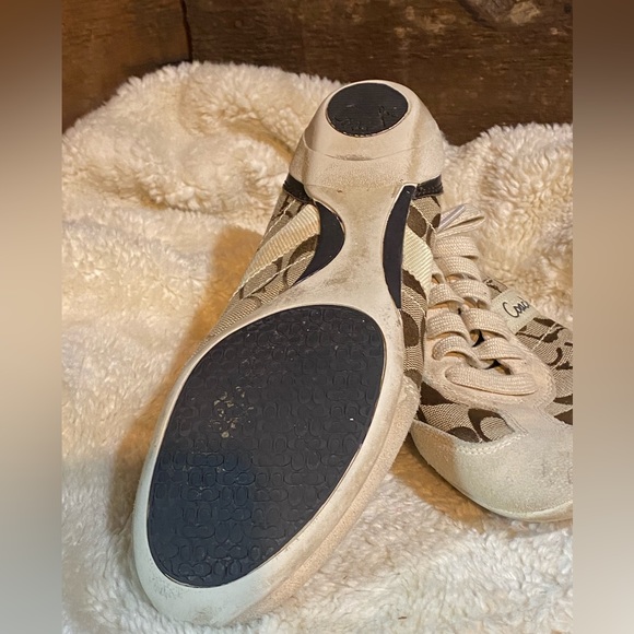 Coach Baylee sneaks - Picture 3 of 3